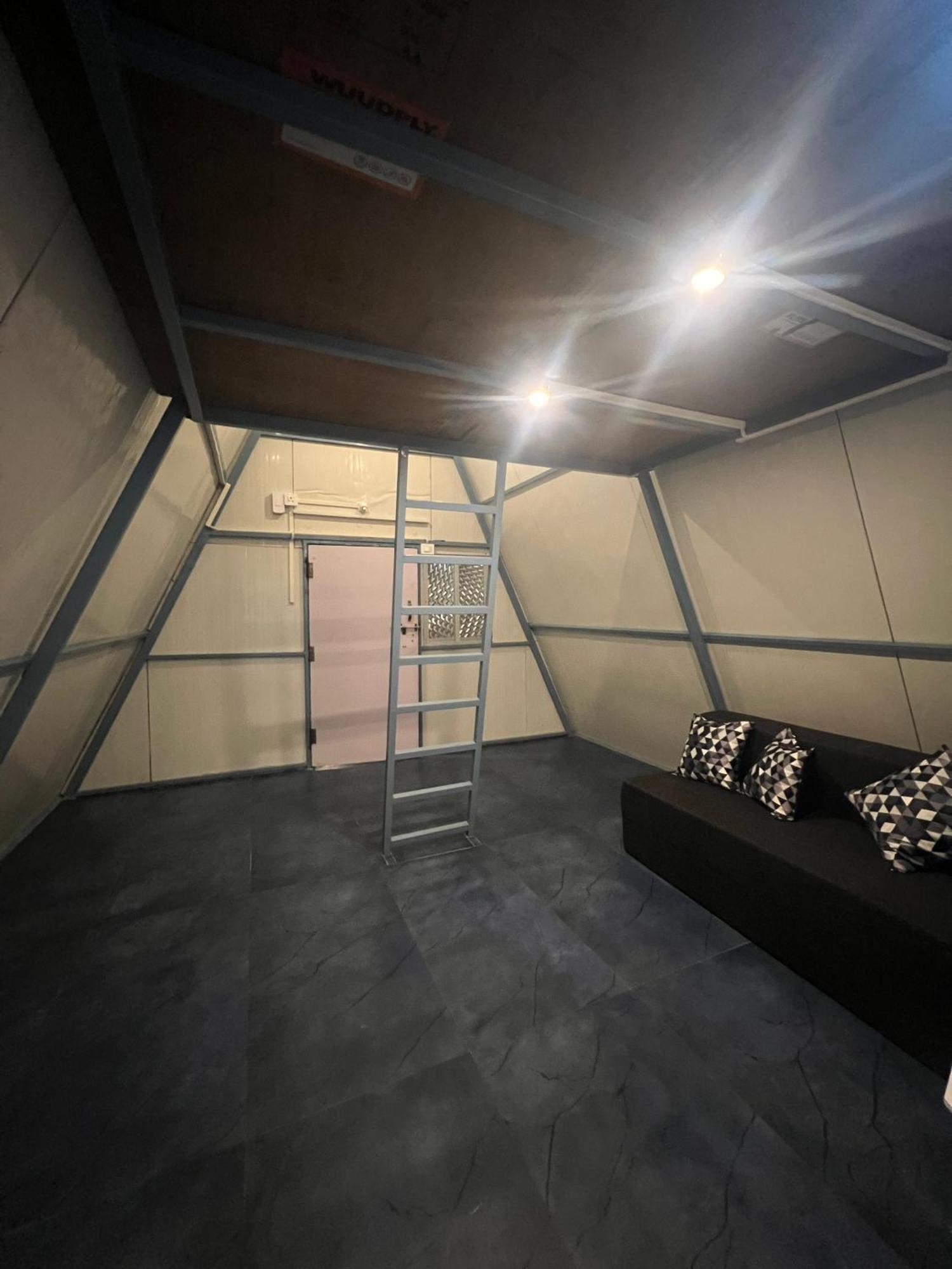 Goko Hostel Гокарна Экстерьер фото