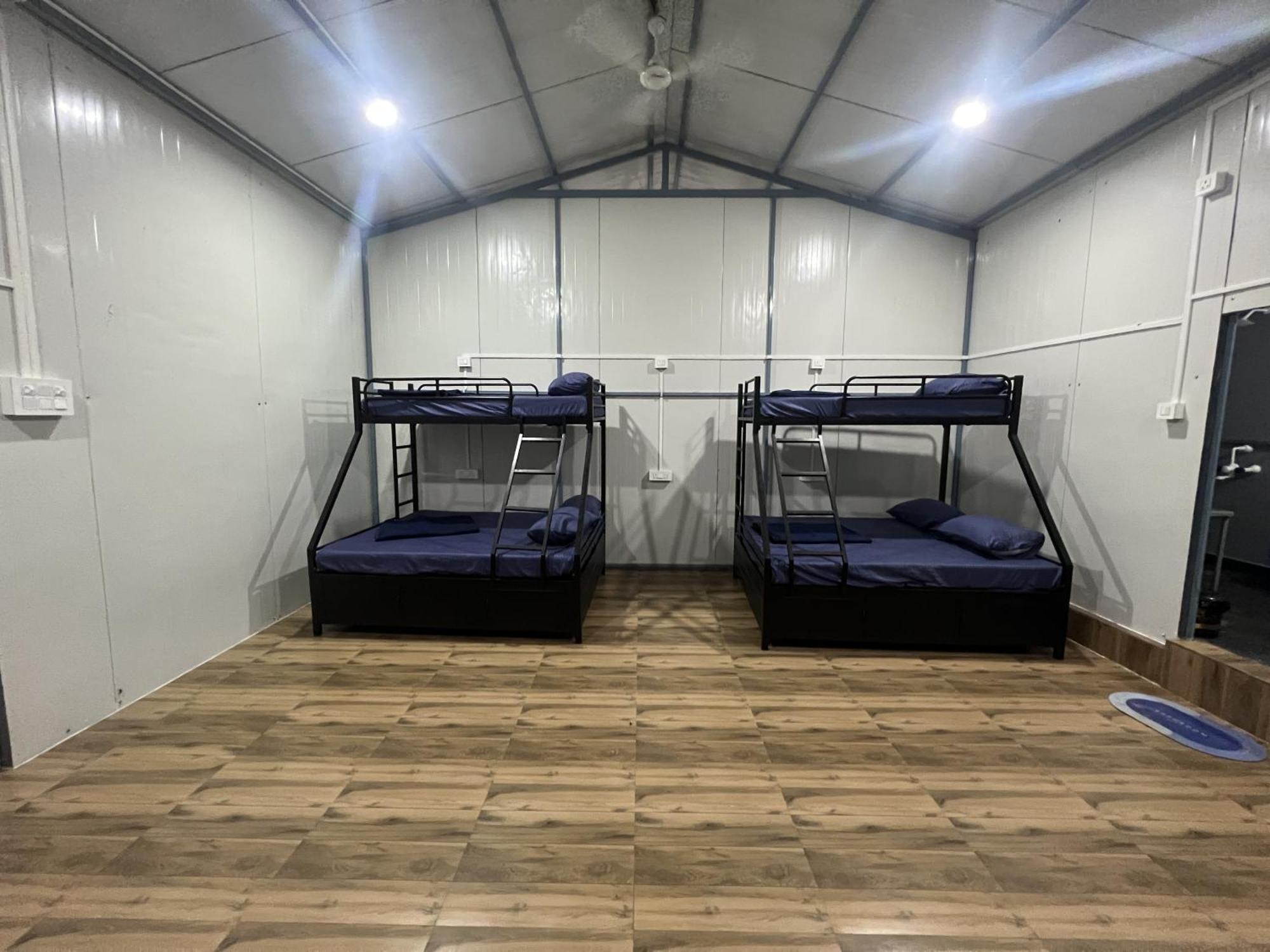 Goko Hostel Гокарна Экстерьер фото