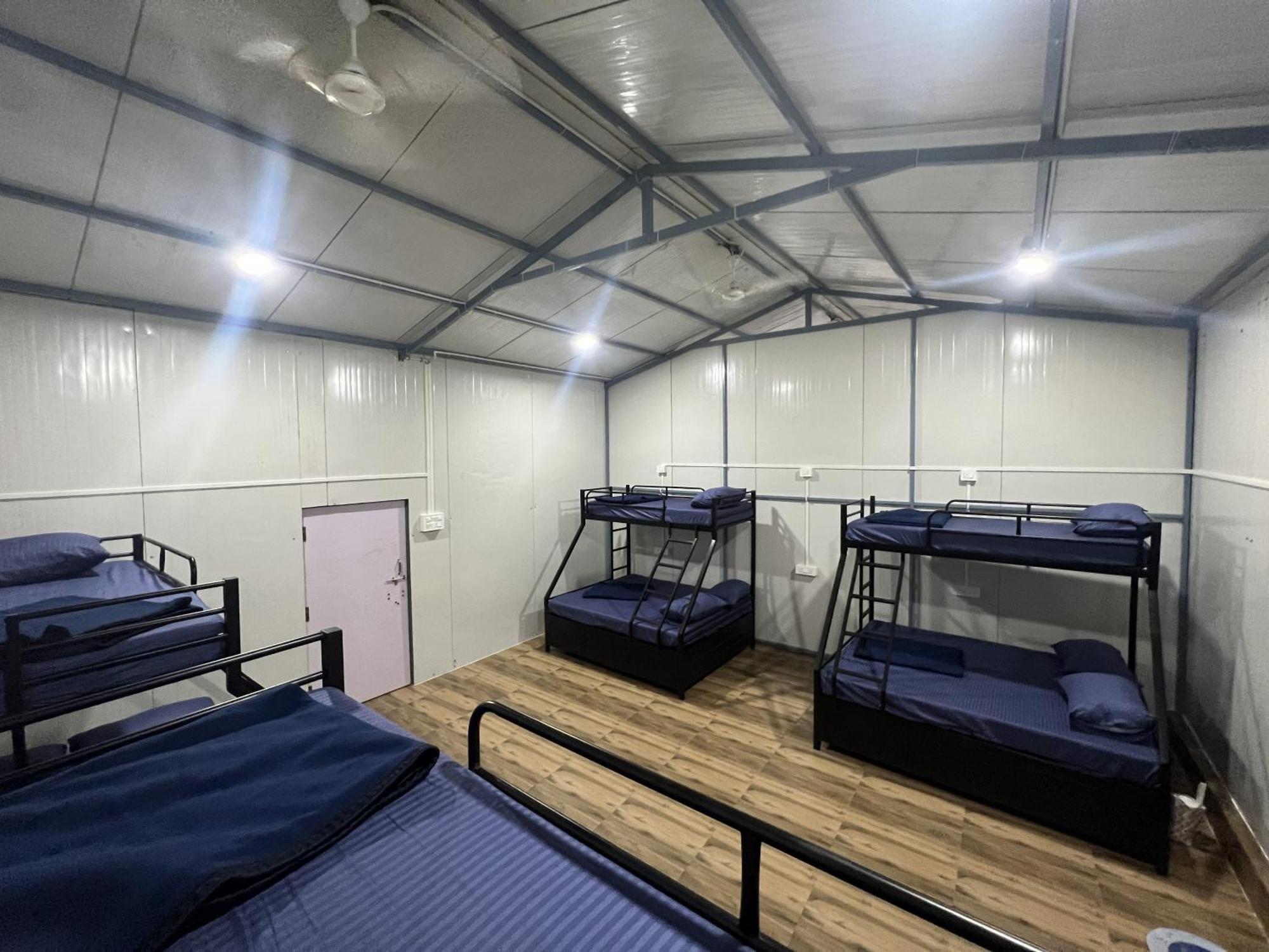 Goko Hostel Гокарна Экстерьер фото