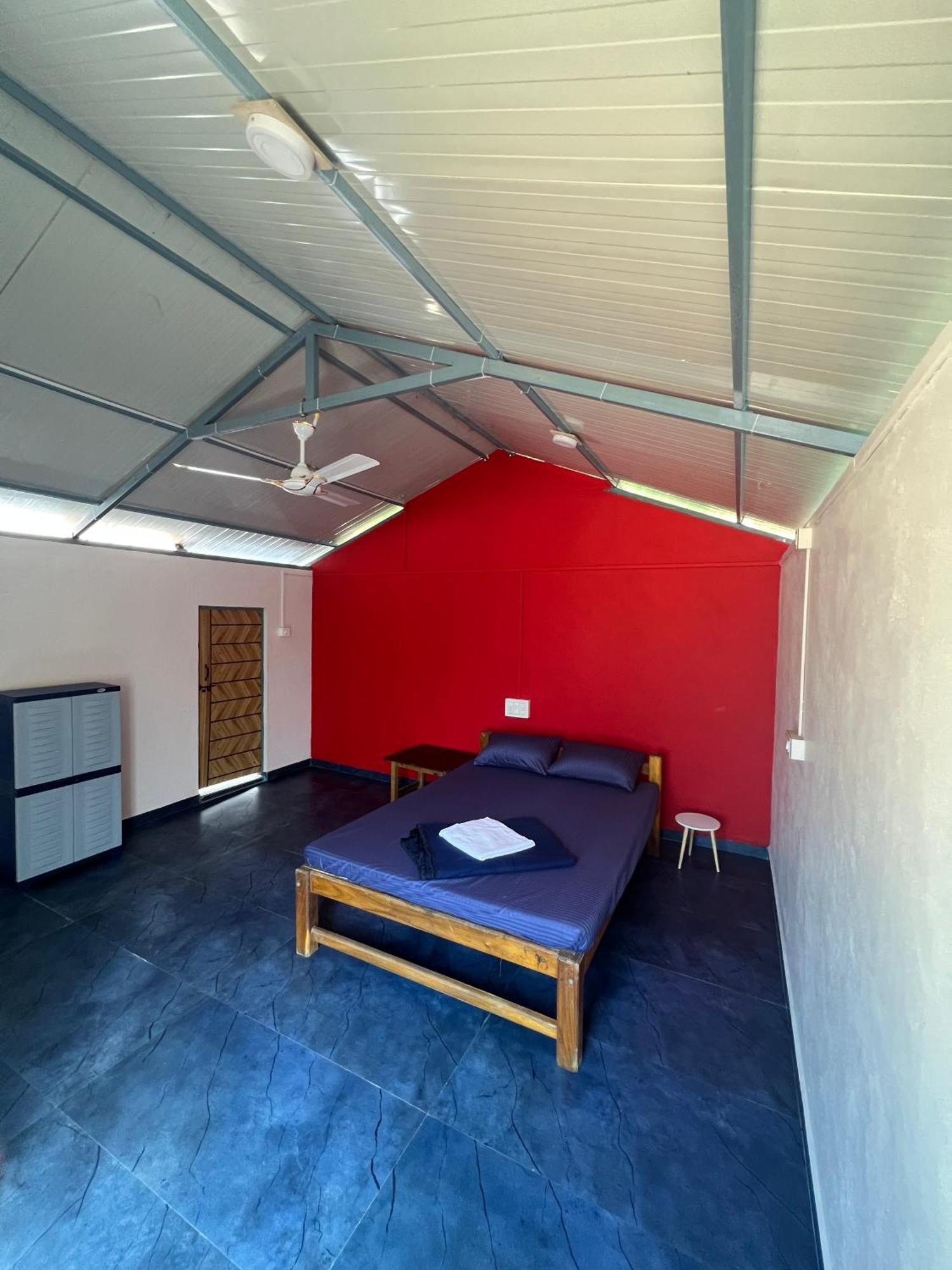 Goko Hostel Гокарна Экстерьер фото